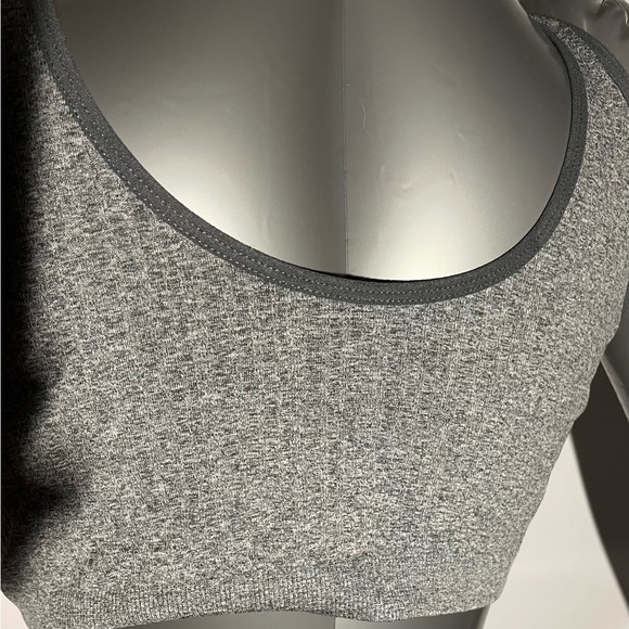 Women’s lot of 2 Arizona sports bra XL made with spandex for easy stretch - Picture 2 of 8